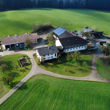 Beim Surauer Bauernhof Amerang